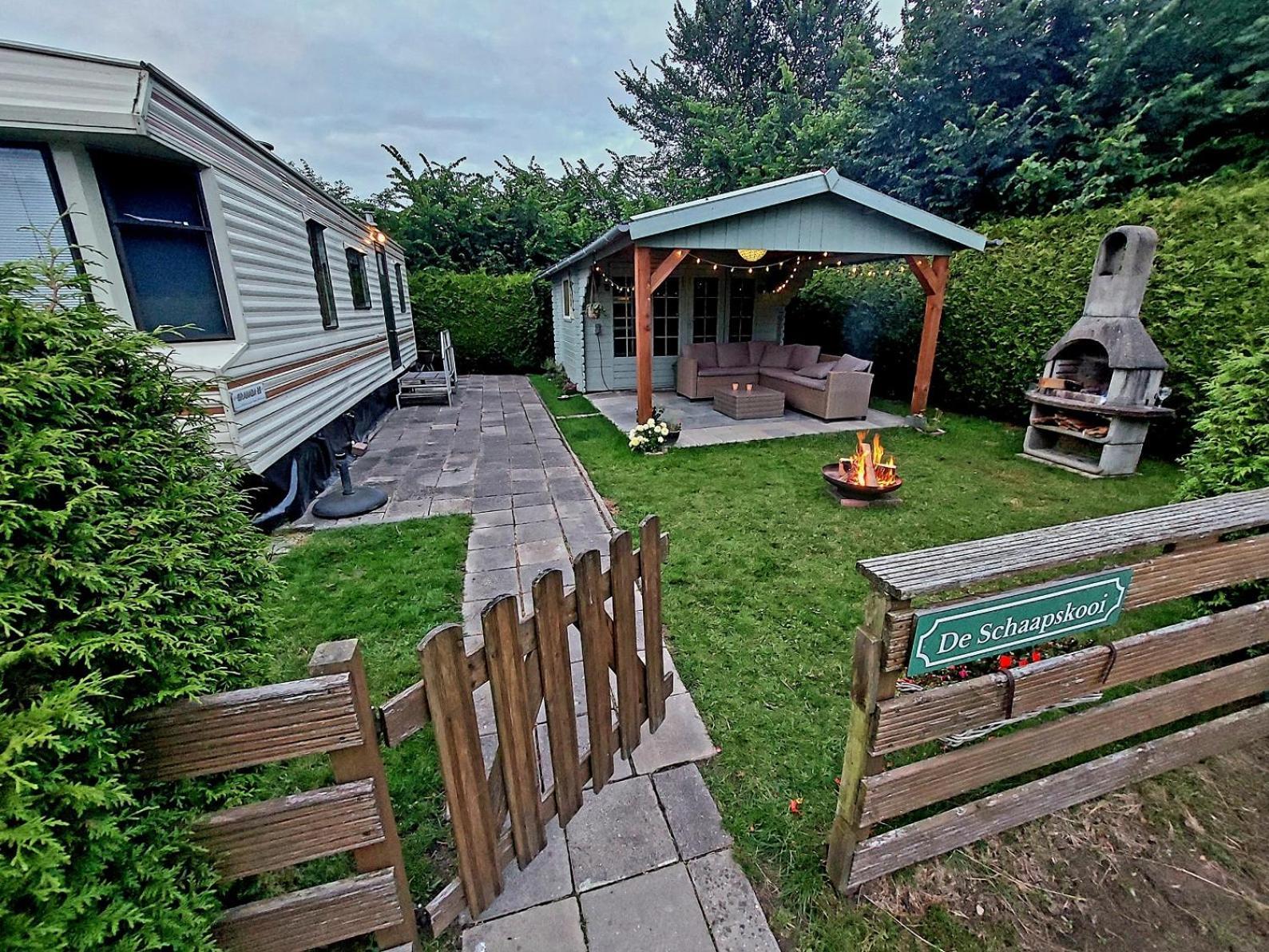 Familychalet De Schaapskooi, 6-Persons, Big Private Garden, Dogs Aloud Westergeest エクステリア 写真